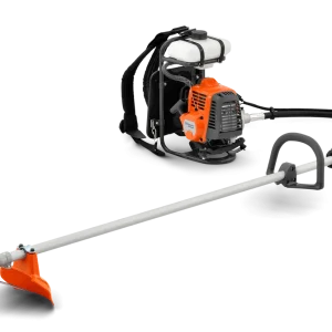 531RB Durable backpack brushcutter developed for the most demanding professional customers. The compact design is ideal for working in slopes and the robust spring dampeners in the frame minimize vibrations. Easy maintenance is achieved through a float carburetor and separate covers for the air filter, cylinder and muffler.