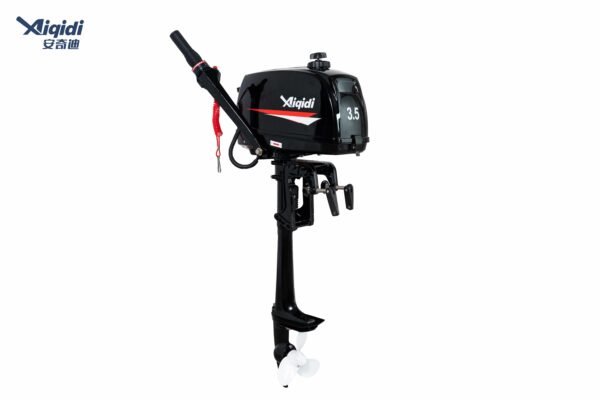 Aiqidi 3.5HP Gasoline Outboard Motor This 3.5HP 2-stroke outboard motor is suitable for a variety of applications. Its displacement is 61 cm³. The two-stroke design allows it to maintain the high quality fuel mixture and improve reliability, which helps increase your satisfaction with use. Its compact size and superior performance make it a smart choice for smaller boats and marinas with limited space. The compact design also makes this engine easy to store in your boat's hull. Applicable Ship Type The 2-stroke 3.5 horsepower outboard motor is suitable for small vessels of different materials, such as inflatable boats, wooden boats, FRP boats, plastic boats, and so on, ranging from 2.0m to 4.0m. Fuel Application Two-stroke machines use mixed fuel. Gasoline and engine oil should be mixed proportionally. Gasoline:oil = running-in period 25:1, 50:1 after running-in period. Other Notes This machine has no gears and has an aluminum alloy propeller. The machine can rotate 180 degrees in reverse Optional Models Tiller control, short shaft