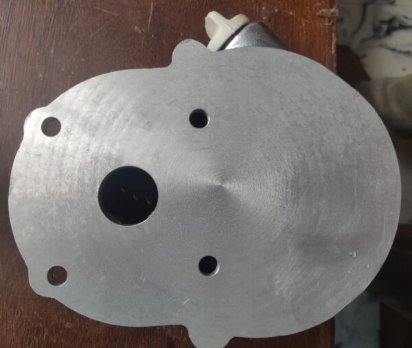 2:1 reduction gearbox, petrol engine gearbox, 19mm key shaft gearbox, engine rpm reducer, clockwise converter gearbox, anti clockwise to clockwise gearbox, reduction gearbox for longtail motor, small engine gearbox, honda gx160 compatible gearbox, outboard motor gearbox, gearbox for agricultural engine, engine gear reducer, engine gear converter, reduction gearbox for 4 stroke engine, mini engine gearbox attachment