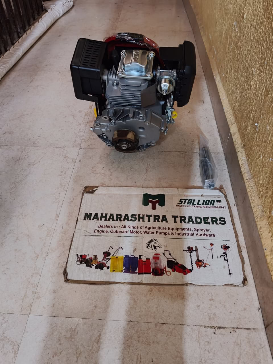 Loncin 7Hp 196Cc 4 Stroke Vertical Shaft Petrol Engine 2 Loncin Engine, 7HP Petrol Engine, 196cc Engine, 4 Stroke Engine, Vertical Shaft Engine, Small Engine for Agriculture, Water Pump Engine, Generator Engine, Tiller Engine, Industrial Petrol Engine, Heavy Duty Engine, Durable Petrol Engine, Air Cooled Engine, Recoil Start Engine, Agriculture Equipment Engine