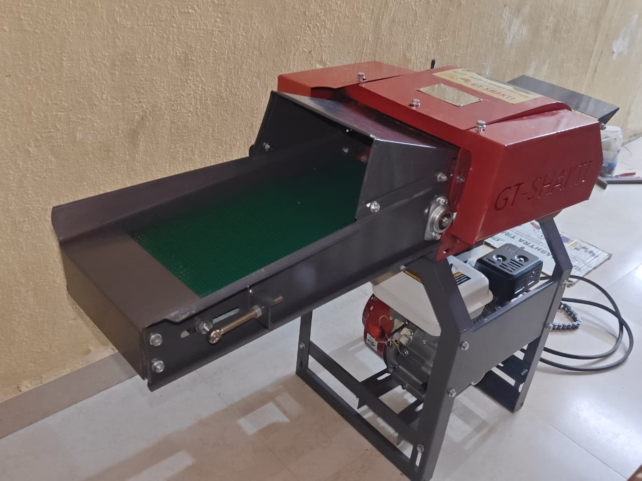 Stallion 2 In 1 Powerful Chaff Cutter With 7 Hp 200Cc Petrol Engine 1 Chaff Cuttter,Stallion chaff cutter, 2 in 1 chaff cutter, 7 hp chaff cutter, 200cc petrol fodder cutter, petrol chaff cutter machine, agriculture chaff cutter, fodder cutting machine, green fodder cutter, dry fodder cutter, heavy duty chaff cutter