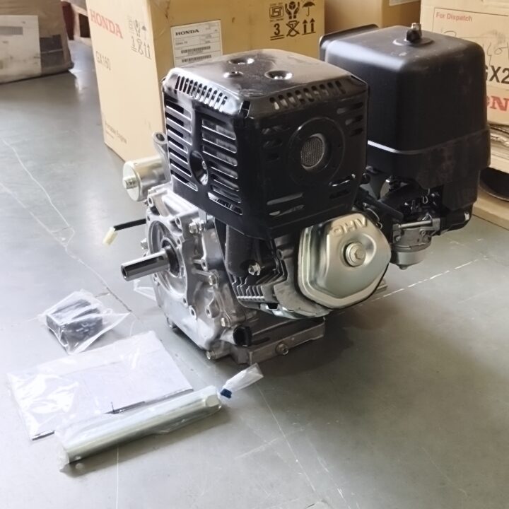 Honda Gx390 Engine Qcdwe Cyclone Air Cleaner 13 Hp With Self Start Kit (Black) 5 Honda GX390 Engine,Honda GX390 Engine, Honda GX390 13HP Engine, Honda Petrol Engine, GX390 Self Start Engine, Honda GX390 Price India, Honda GX390 Engine Price, 13HP Honda Engine, Honda Engine for Water Pump, Honda GX390 Electric Start, Honda Engine Original,Honda 13HP Engine, Honda GX390 Self Start, Honda Pani Pump Engine, Honda Spray Pump Engine, Honda Petrol Machine Engine