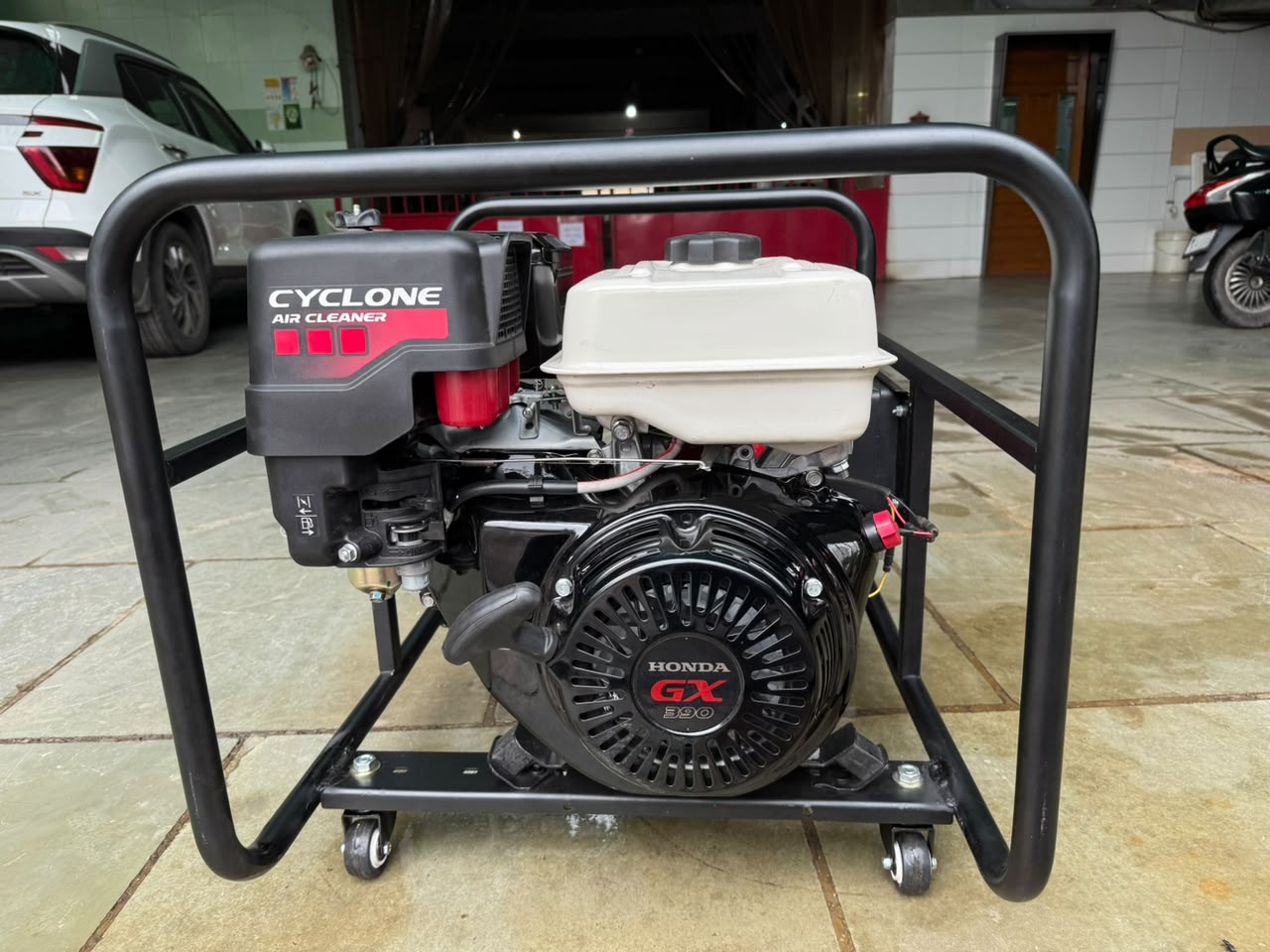 6.5 Kva Semi Silent Generator With Honda Gx390Cc Engine 1 Honda 6.5 Kva Semi Silent Generator, Honda GX390 Generator, 6.5 KVA Petrol Generator, Semi Silent Petrol Generator, Honda Generator 6.5 KVA, Honda 6.5 KVA Generator India, Honda GX390 generator lena hai, 6.5 KVA petrol generator price, Honda generator ghar ke liye, semi silent generator India, होंडा 6.5 KVA जनरेटर, होंडा GX390 जनरेटर, 6.5 KVA पेट्रोल जनरेटर, सेमी साइलेंट जनरेटर, घर के लिए होंडा जनरेटर